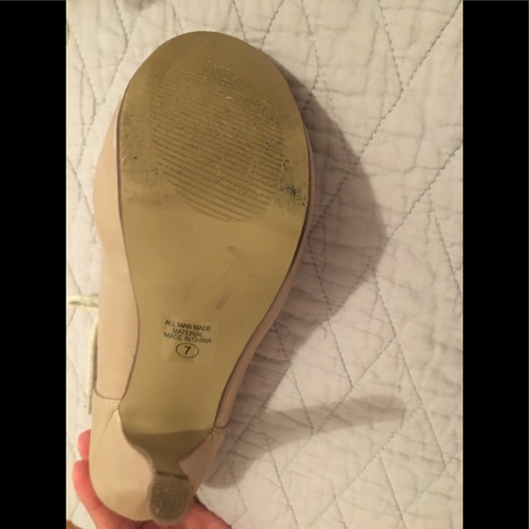 cream woman elegant sandals - Picture 1 of 3